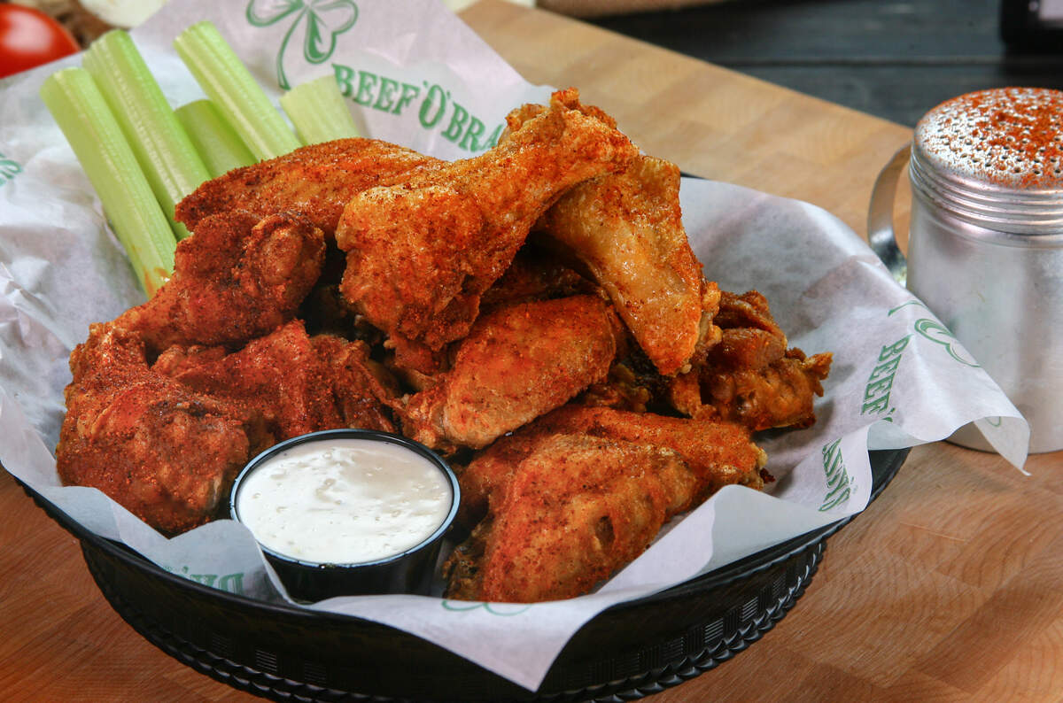 Wings at Beef ‘O’ Brady’s, a family-friendly sport pub that wants to bring locations to Lexington and Central Kentucky.